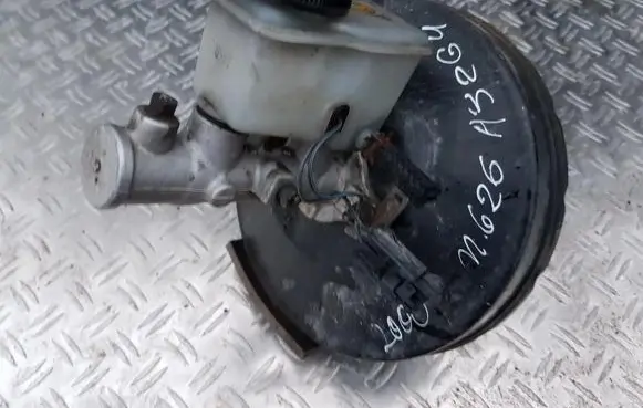 Mazda 626 Brake booster 83404324 834-04324
