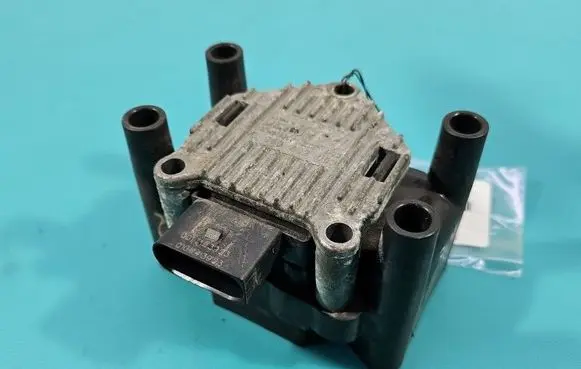 Seat Altea High voltage ignition coil 040402003 IMPRK1554318