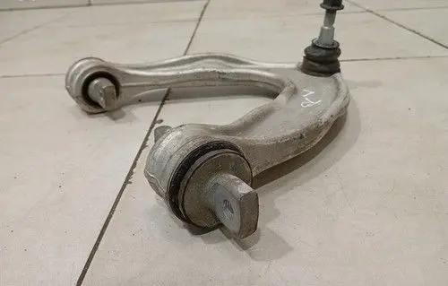 Chevrolet Corvette C8 Rear upper control arm/wishbone