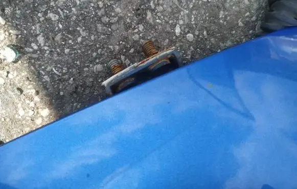 Honda Civic Tailgate/trunk/boot hinge