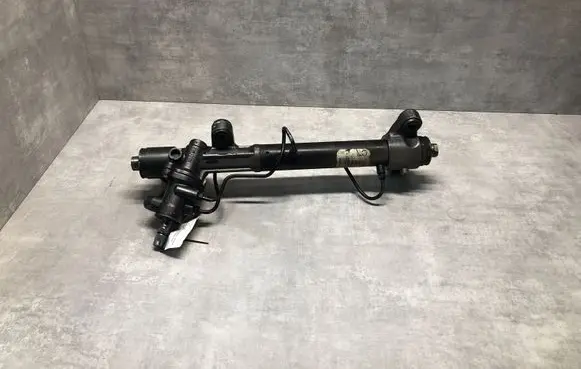 Toyota Corolla Verso AR10 Steering rack