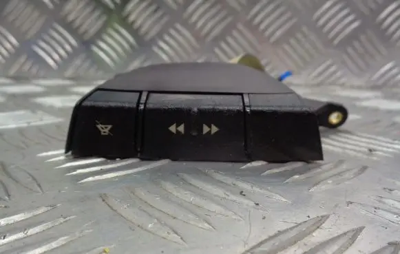 Fiat Croma Steering wheel buttons/switches 