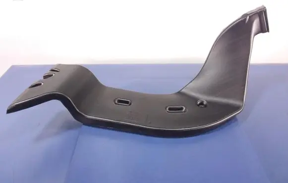 Volkswagen Golf Sportsvan Intake resonator 5Q0819806A
