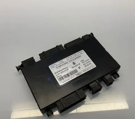 Mercedes-Benz CLS C219 Seat control module A2118700526 05022306 2118700526