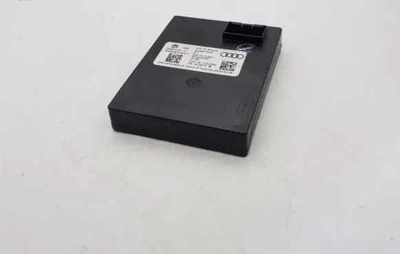 Audi Q7 4L Antenna control unit 4L0907335 4F0910335