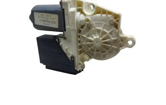 Volkswagen Polo Front door window regulator motor 6Q2959802A