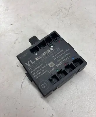 Mercedes-Benz E W212 Door control unit/module A2048701726 A2048200126 A2044421732