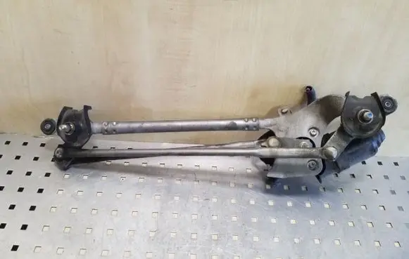 Toyota RAV 4 (XA30) Front wiper linkage 8511042160