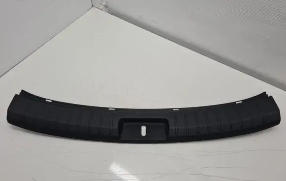 Hyundai Santa Fe Trunk/boot sill cover protection 857702W300