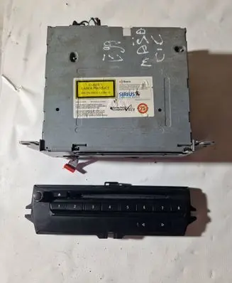 BMW 3 E90 E91 CD/DVD changer 001CD7132621 9226347 001C07132621