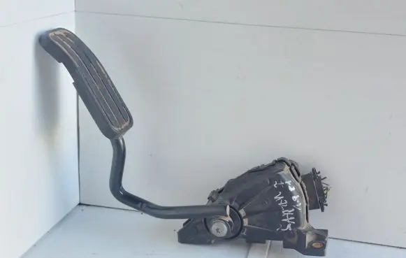Volkswagen Sharan Accelerator throttle pedal 7M1721603B