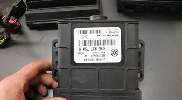 Volkswagen Transporter - Caravelle T5 Gearbox control unit/module 09K927750H U0GA003579 H32S0620