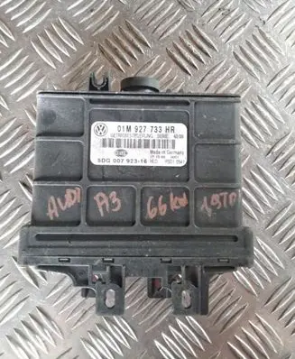 Audi A3 S3 8L Gearbox control unit/module 01M927733HR 5DG00792316