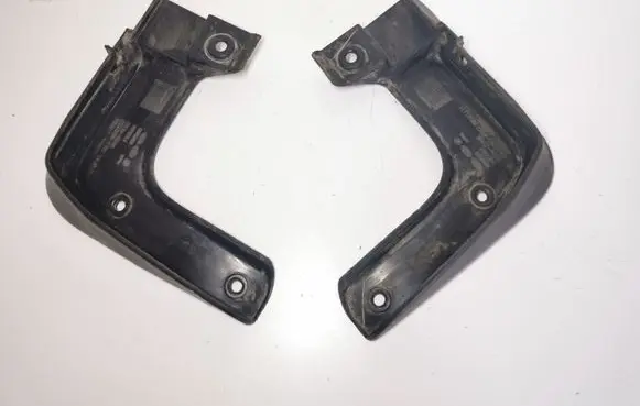 Hyundai i30 Front mudguard 86832 86831