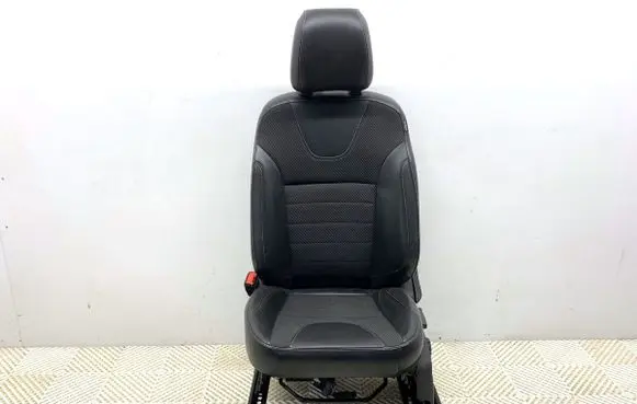 Ford Kuga II Front driver seat 
