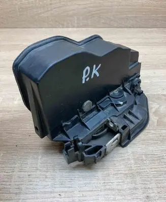BMW 5 E60 E61 Front door lock 7154619 FRONTLEFT