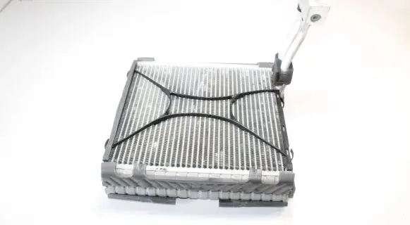 Mini One - Cooper F56 F55 Air conditioning (A/C) radiator (interior) 