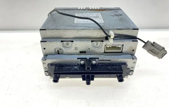 Subaru Tribeca Radio/CD/DVD/GPS head unit 86201XA14B MX214599 CQEF8760X