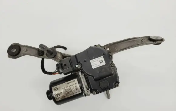 Opel Zafira C Wiper motor W000027367