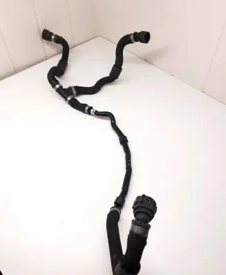 BMW X6M F86 Engine coolant pipe/hose 64128386545