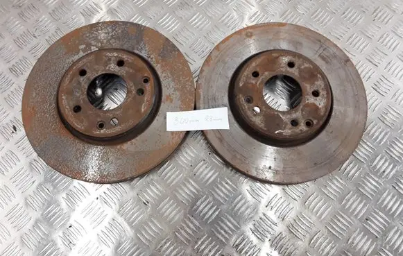 Mercedes-Benz E W210 Front brake disc
