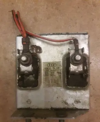 Audi A6 S6 C4 4A Coolant fan relay 8D0959493 CGSR1527
