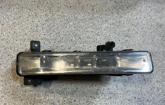 BMW 5 G30 G31 Front fog light 7349131