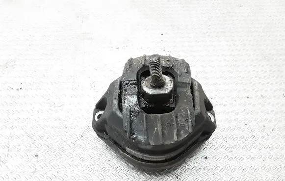 BMW 5 E60 E61 Engine mount bracket 15934612FR 6761092