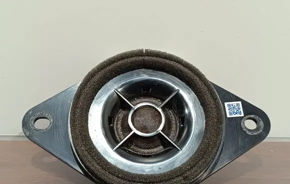 Subaru Forester SK Panel speaker 