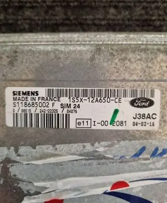 Ford Ka Engine control unit/module S118685002F 1S5X12A650CE