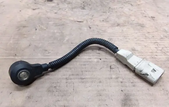 Detonation knock sensor