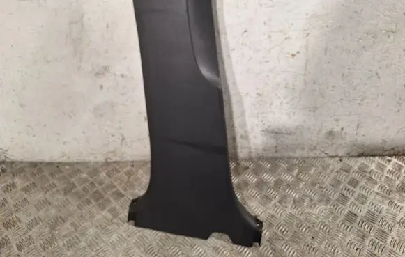 Toyota Auris 150 (B) pillar trim (bottom) 6241402080B1 6241402080