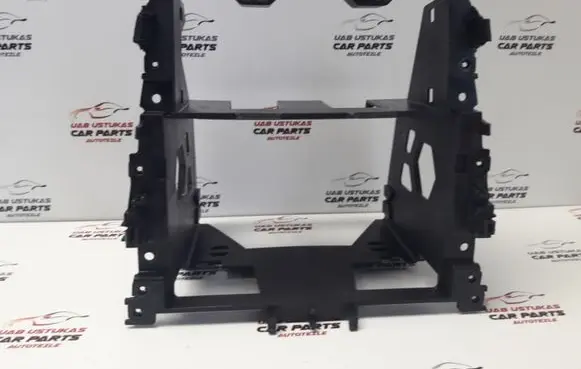 Radio/GPS head unit trim