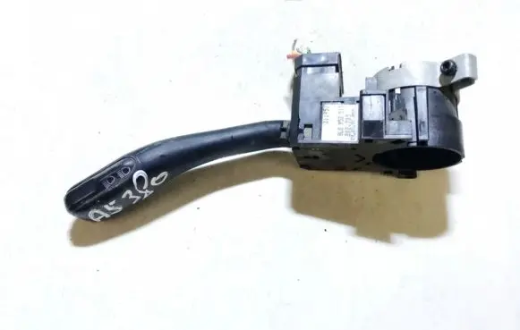 Volkswagen PASSAT B5 Indicator stalk 8l0953513