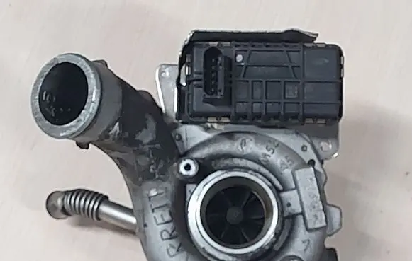Audi A5 8T 8F Turbo 059145721B