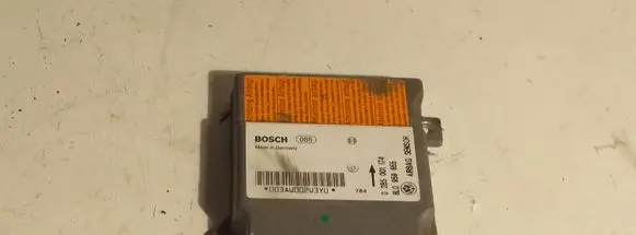 Volkswagen PASSAT B5 Airbag control unit/module
