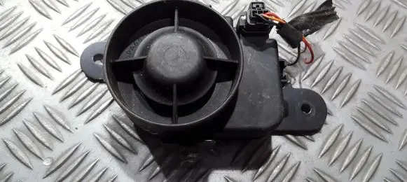 Mazda 3 I Horn signal BP5E67SB000 51103030
