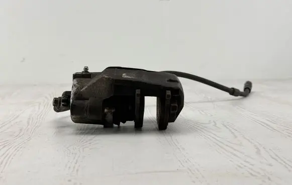 Audi A1 Front brake caliper 305MCW