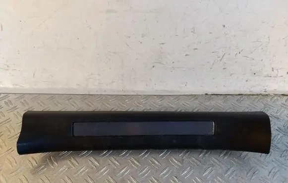 Lexus RX 450H Rear sill trim cover 679400E030