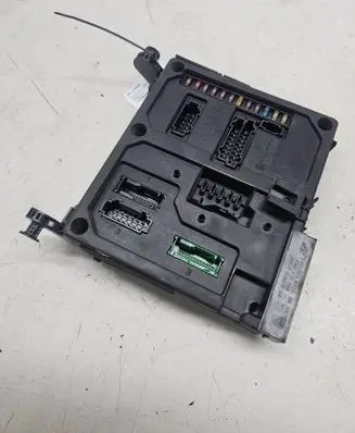 Seat Alhambra (Mk1) Comfort/convenience module 7M0962258K