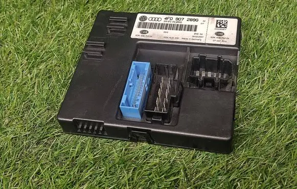Audi A6 S6 C6 4F Comfort/convenience module 4F0907289G 4F0910289G
