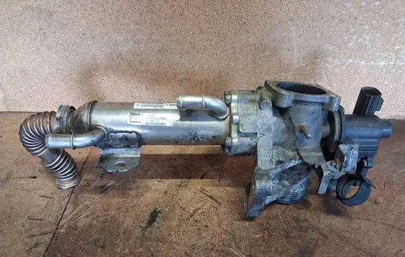 Volvo XC90 EGR valve 880766L 928I088 50086303