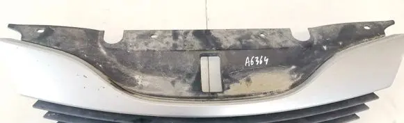 Renault Laguna II Front grill 820001258