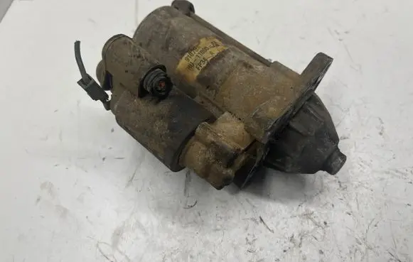 Mazda 626 Starter motor F7RU11000