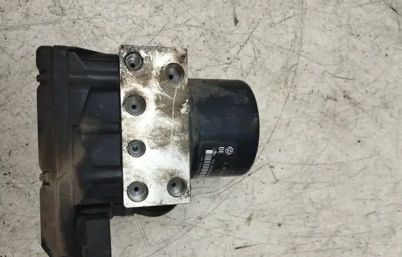 Audi A4 S4 B5 8D ABS Pump 1J0907379 10094603203 ALU7D23G79