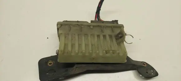 Opel Zafira A Fan control module 24462346