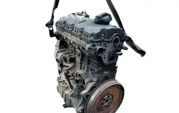 Volkswagen PASSAT B5.5 Engine AVB
