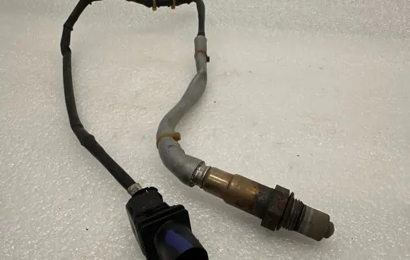 Audi A3 S3 8P Lambda probe sensor 06F906262H 1928404687