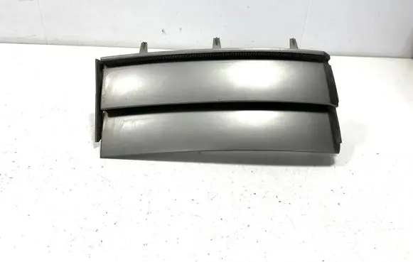 Land Rover Range Rover L322 Fender grill 51137023899 7023899