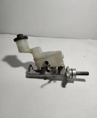 Toyota RAV 4 (XA20) Master brake cylinder 132311 10680